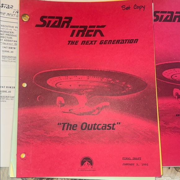 RARE & Authentic Star Trek TNG "The Outcast" (Episode 217) Production Script - - Picture 4 of 13